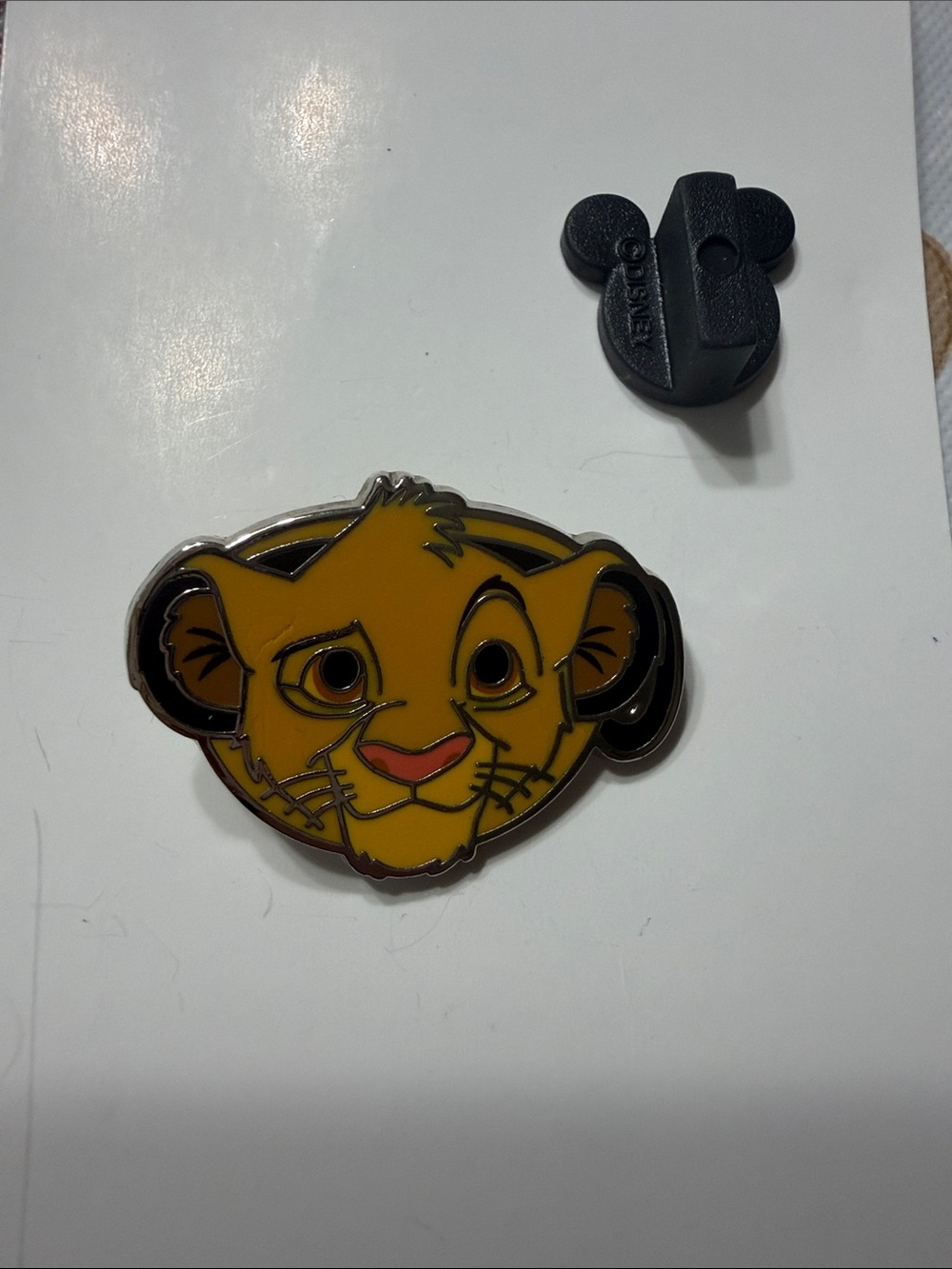 Disney Simba lion king cup mug Enamel Pin - Yellow with Black Accents